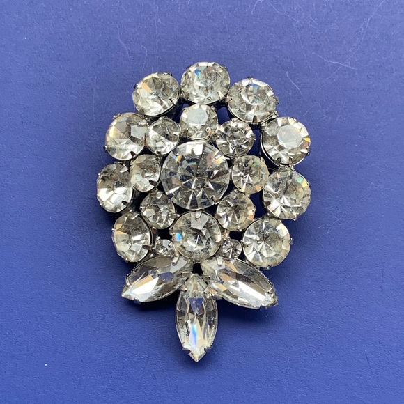 Brooch - Picture 5 of 8